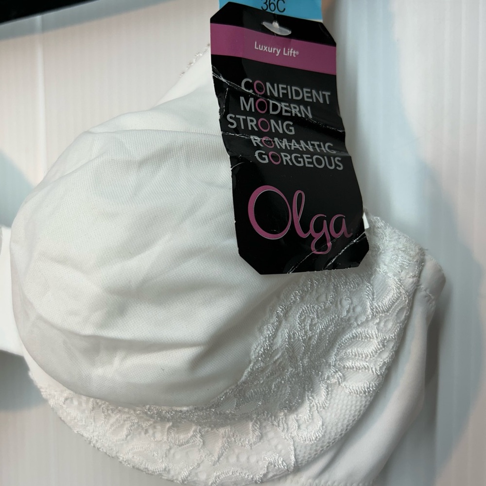 New 36C Olga underwire Bra white